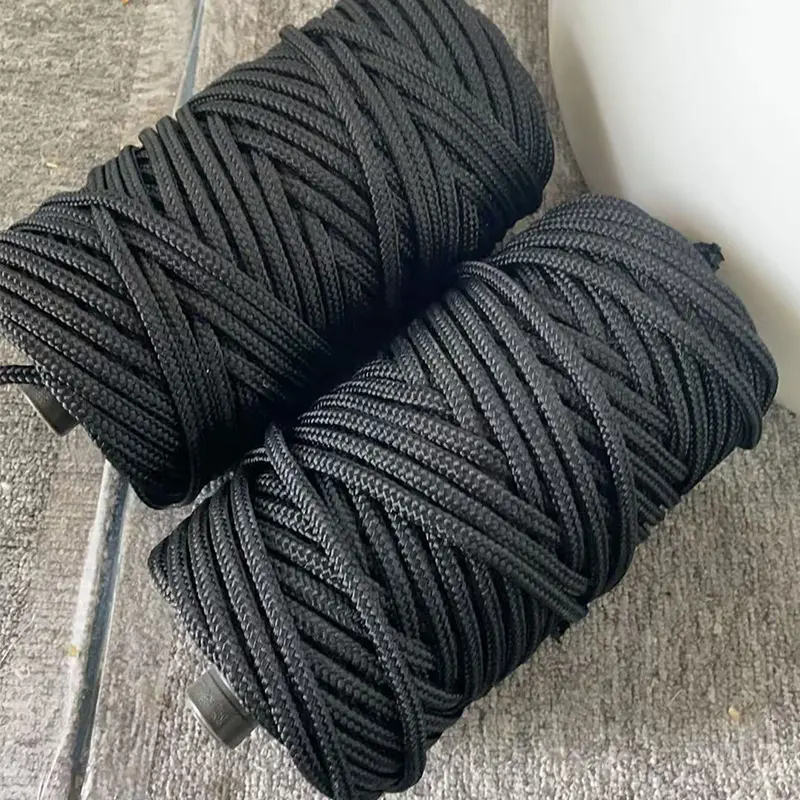 6 mm の黒色ナイロン ロープは屋外用途でどのように信頼性の高いパフォーマンスを提供しますか?